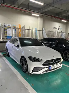 2023 Mercedes-Benz C-Class C300 4MATIC AMG Line — фото 2