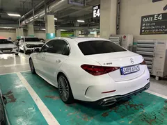 2023 Mercedes-Benz C-Class C300 4MATIC AMG Line — фото 6