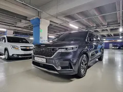 2022 Kia Carnival Diesel 9-Seater Noblesse — фото 2