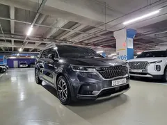 2022 Kia Carnival Diesel 9-Seater Noblesse — фото 3
