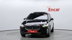 2023 BMW 2-Series 220i Luxury, чёрный — фото 3