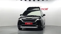 2023 Kia Carnival Diesel 9-Seater Hi-Limousine — фото 3
