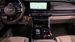2023 Kia Carnival Diesel 9-Seater Hi-Limousine — фото 19