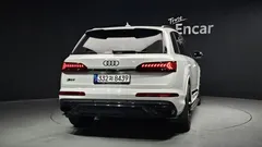 2023 Audi Q7 50 TDI Quattro Premium — фото 4