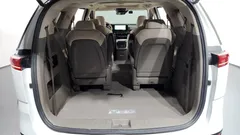 2022 Kia Carnival Diesel 9-Seater Noblesse — фото 20