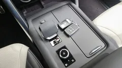 2022 Land Rover Discovery P360 R-Dynamic SE — фото 9