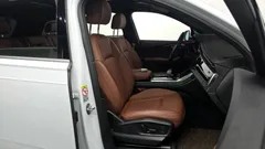 2023 Audi Q7 45 TDI Quattro Premium — фото 11