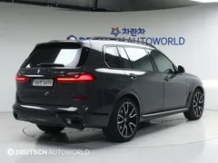2022 BMW X7 xDrive 40i M Sport Online Exclusive Edition 6 Seater — фото 2