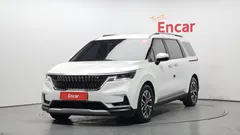 2023 Kia Carnival Diesel 9-Seater Prestige — фото 1