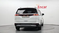 2023 Kia Carnival Diesel 9-Seater Prestige — фото 4