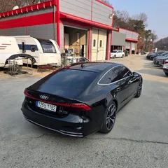 2021 Audi A7 55 TFSI Quattro Premium — фото 5