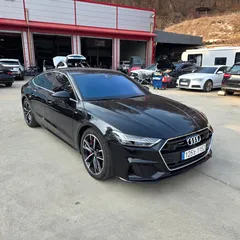 2021 Audi A7 55 TFSI Quattro Premium — фото 6