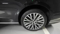 2023 Audi A8 55 TFSI Quattro Premium LWB — фото 10