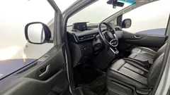 2023 Hyundai Staria 4WD Tourer 11-Seater — фото 10