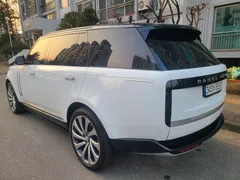 2023 Land Rover Range Rover P530 Autobiography Long Wheel Base, белый — фото 3