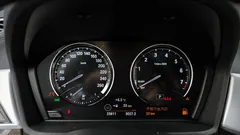 2022 BMW X1 xDrive 20i M Sport, белый — фото 8