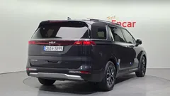 2022 Kia Carnival Diesel 9-Seater Noblesse — фото 2
