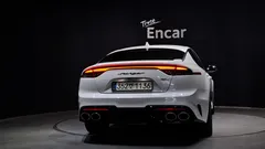 2021 Kia Stinger 3.3 GT Masters Turbo Package, белый — фото 2