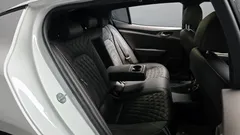 2021 Kia Stinger 3.3 GT Masters Turbo Package, белый — фото 12