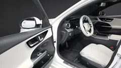 2022 Mercedes-Benz C-Class C300 AMG Line, белый — фото 11