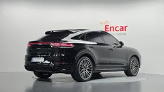 2023 Porsche Cayenne 4.0 Turbo Coupe — фото 2