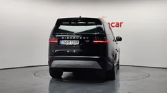 2023 Land Rover Discovery D250 SE, чёрный — фото 4