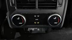 2023 Land Rover Discovery D250 SE, чёрный — фото 18