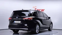 2023 Toyota Sienna 2.5 Hybrid 2WD, чёрный — фото 2