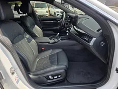 2022 BMW Gran Turismo 640i xDrive M Sport, белый — фото 20