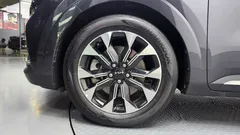 2023 Kia Carnival Gasoline 9-Seater Signature — фото 5