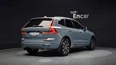 2023 Volvo XC60 B5 Ultimate Bright, серо-серебристый — фото 2