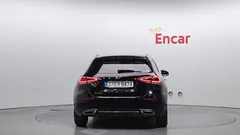 2022 Mercedes-Benz A-Class A220 Hatchback — фото 4