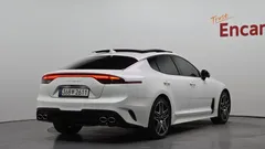 2023 Kia Stinger 2.5 Masters, белый — фото 2