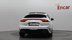 2023 Kia Stinger 2.5 Masters, белый — фото 4