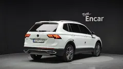 2023 Volkswagen Tiguan 2.0 TSI Prestige, белый — фото 2