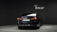 2022 Lexus LS 3.5 Platinum AWD, синий — фото 4