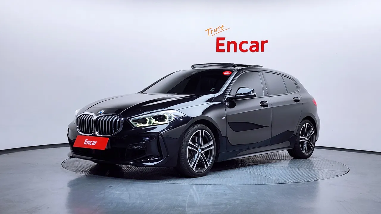 2022 BMW 1-Series 120i M Sports