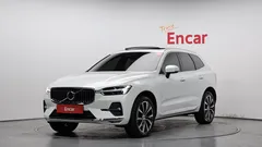 2022 Volvo XC60 B6 Inscirtion — фото 1