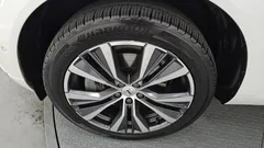 2022 Volvo XC60 B6 Inscirtion — фото 5