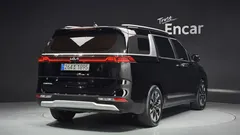 2023 Kia Carnival Diesel 9-Seater Prestige — фото 2