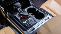 2023 Kia Carnival Diesel 9-Seater Prestige — фото 9