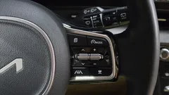 2023 Kia Carnival Diesel 9-Seater Prestige — фото 15