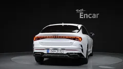 2023 Kia K5 Signature, белый — фото 4
