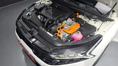 2023 Kia K5 Signature, белый — фото 6