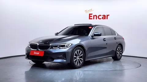 2022 BMW 3-Series 320i