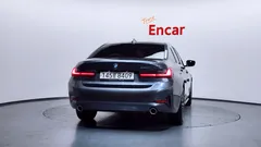 2022 BMW 3-Series 320i, серый — фото 4