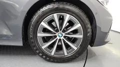 2022 BMW 3-Series 320i, серый — фото 5