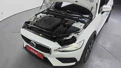 2023 Volvo V60 B5 Ultimate AWD — фото 6