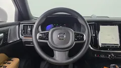 2023 Volvo V60 B5 Ultimate AWD — фото 13