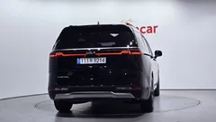 2022 Kia Carnival Diesel 9-Seater Noblesse — фото 4